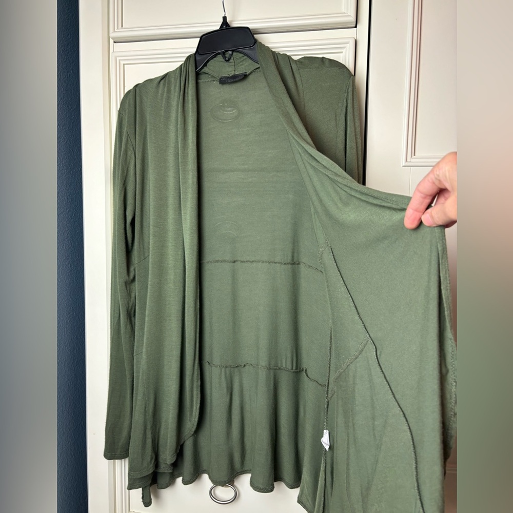Sage Color Open Duster With Scalloped Hem - image 4